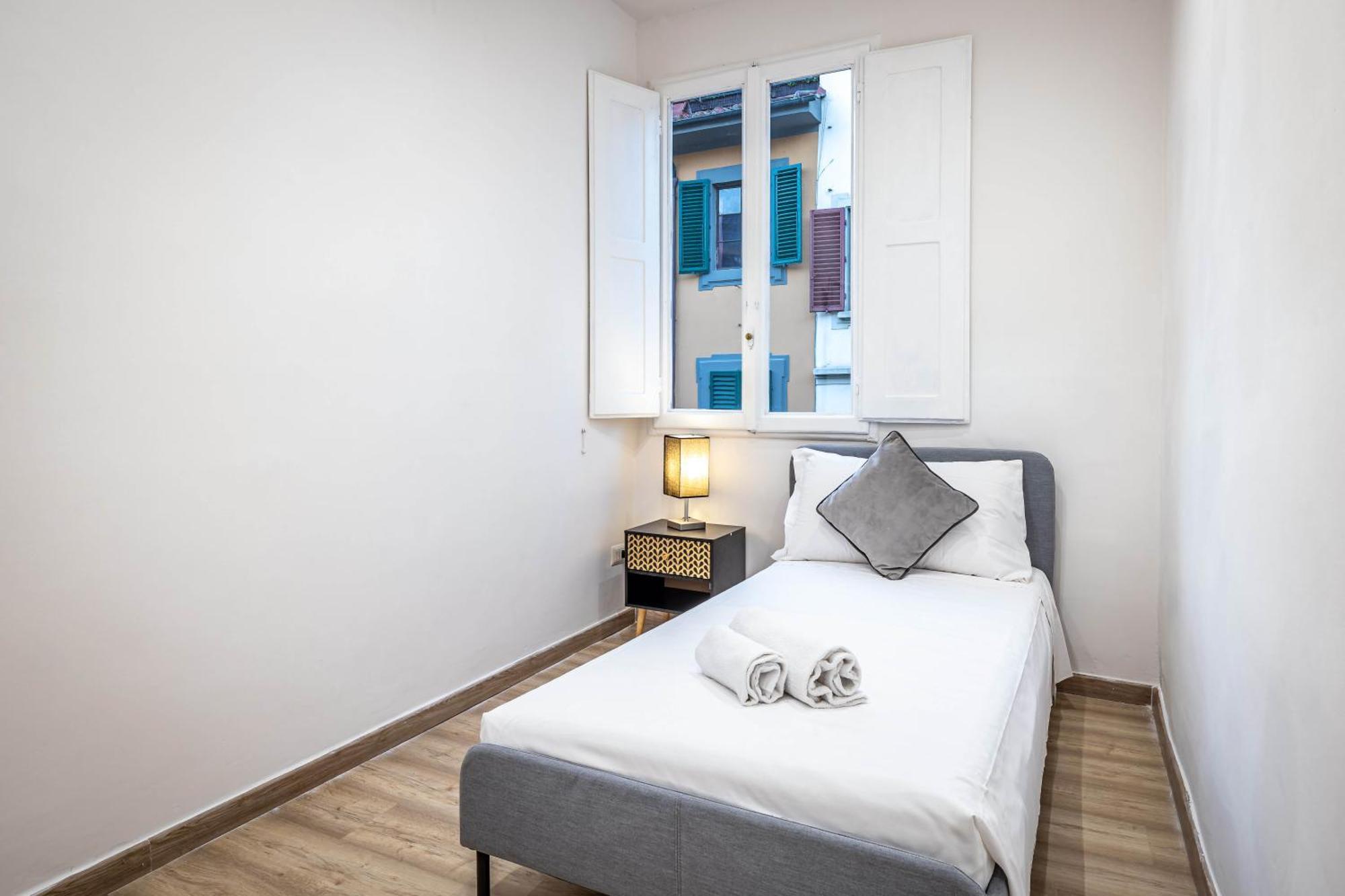 Апартаменты Yid Lovely Sangallo Apt Флоренция Экстерьер фото